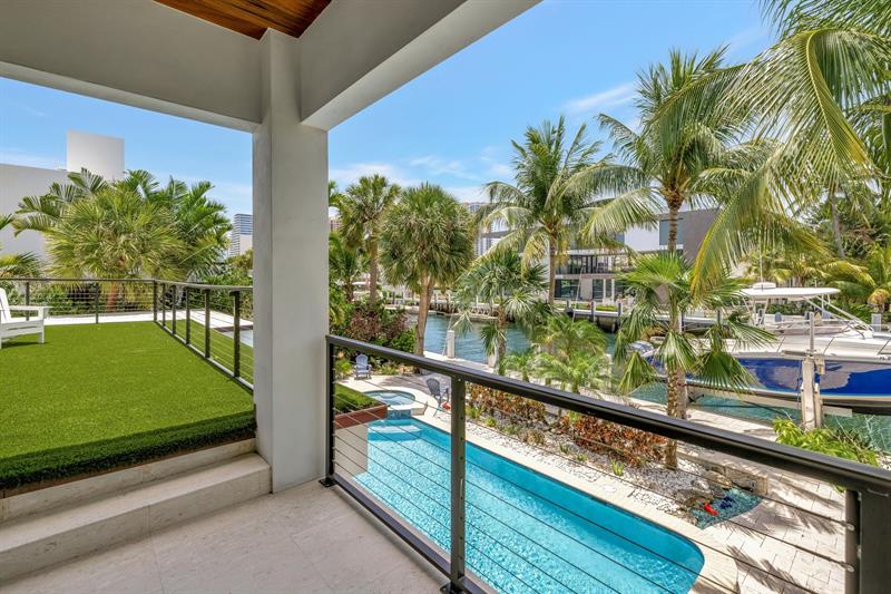 Image 51 of 87 For 2632 Sea Island Dr
