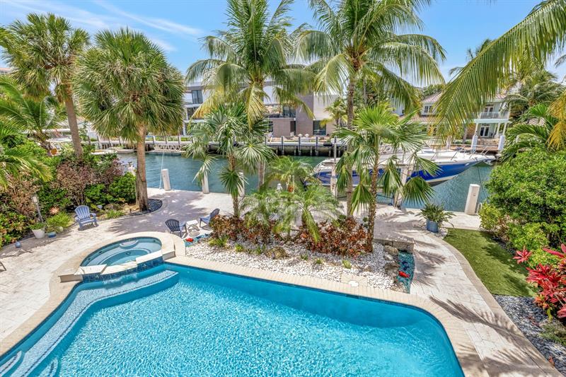 Image 56 of 87 For 2632 Sea Island Dr