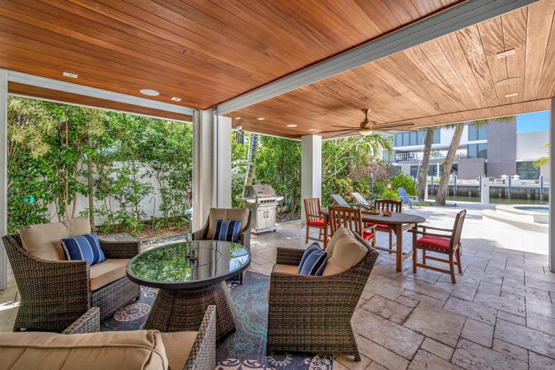 Image 6 of 87 For 2632 Sea Island Dr