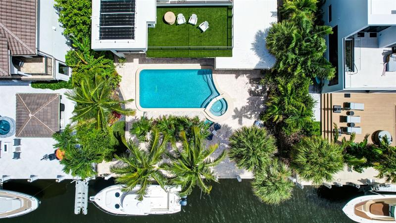 Image 75 of 87 For 2632 Sea Island Dr