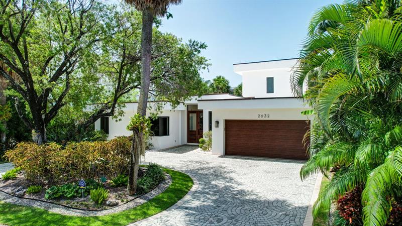 Image 8 of 87 For 2632 Sea Island Dr