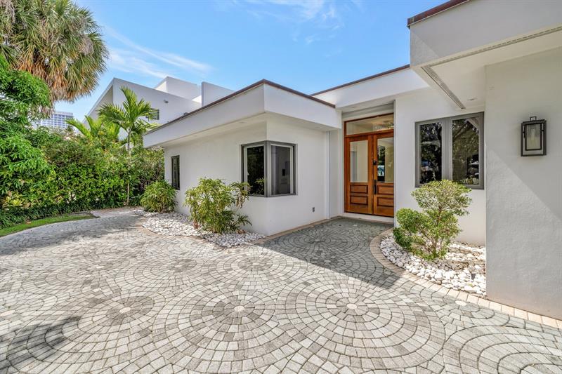Image 81 of 87 For 2632 Sea Island Dr