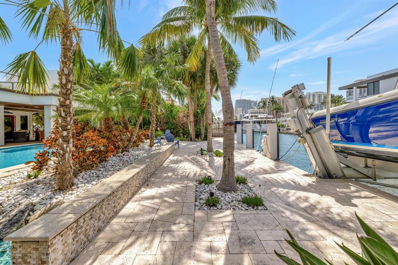 Image 84 of 87 For 2632 Sea Island Dr