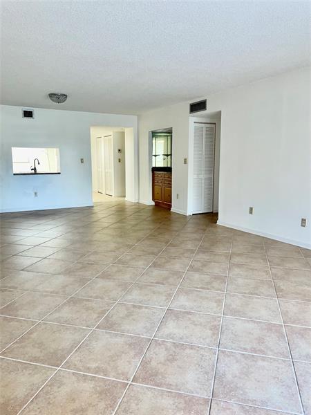 Image 14 of 15 For 16051 Blatt Blvd  103