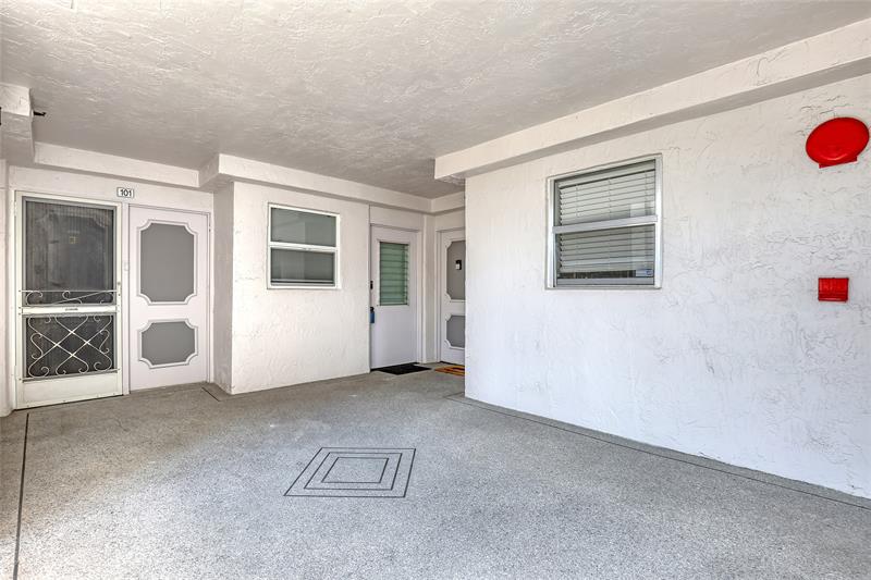 Image 27 of 28 For 6850 10th Ave  101