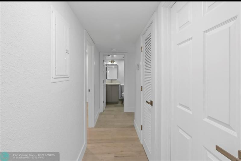 Image 7 of 18 For 6085 Sabal Palm Blvd  109