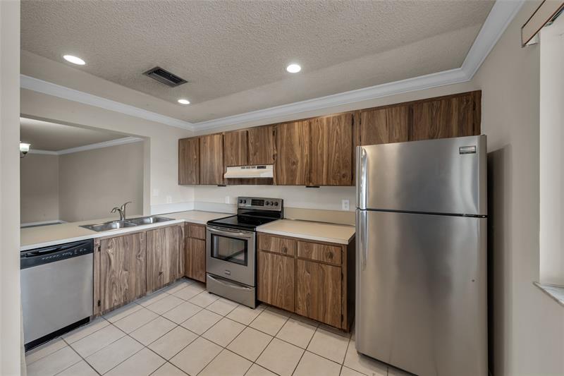 Image 25 of 41 For 120 7th St  5