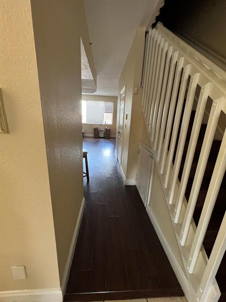 Image 4 of 15 For 725 148th Ave  503