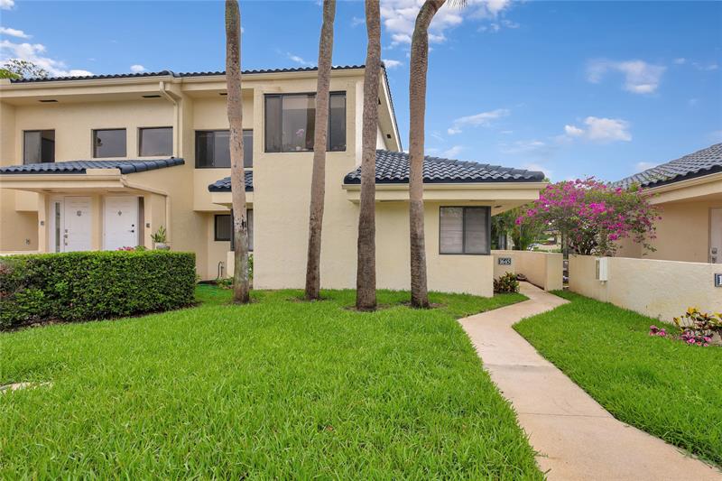 Details for 1645 81st Way  1645, Plantation, FL 33322