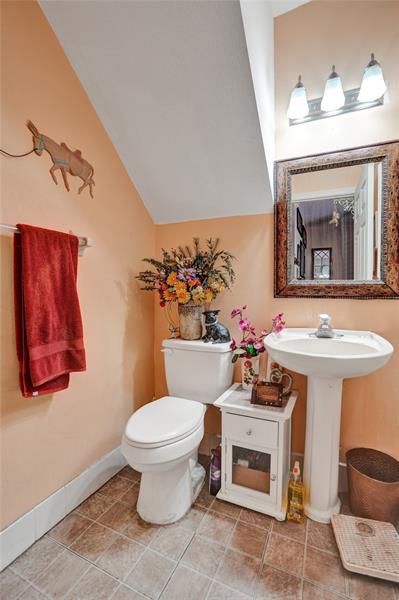 Image 17 of 45 For 219 Riverwalk Cir  219