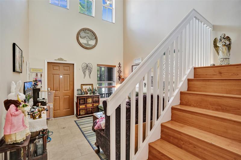 Image 8 of 45 For 219 Riverwalk Cir  219