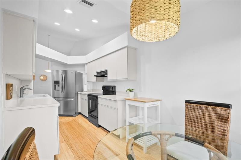 Image 14 of 62 For 3315 Water Oak Dr  1302