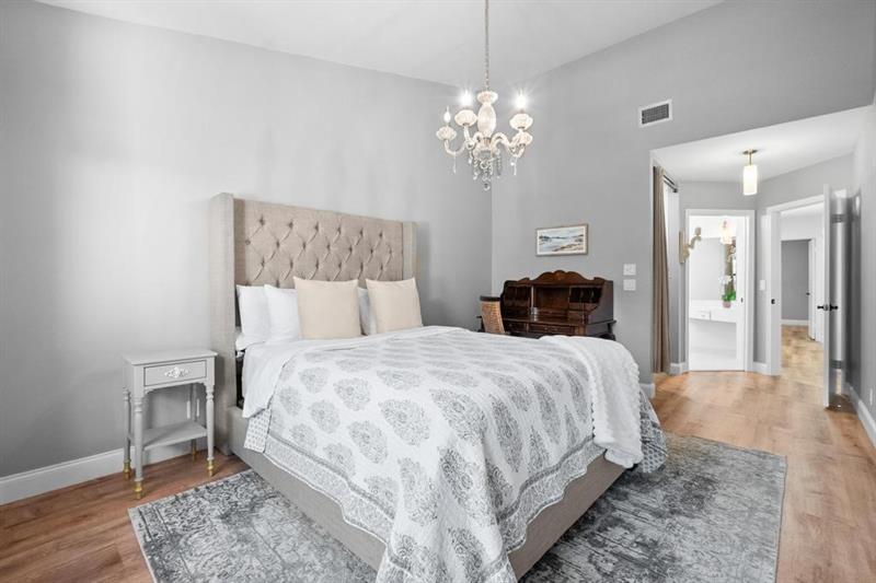 Image 18 of 62 For 3315 Water Oak Dr  1302
