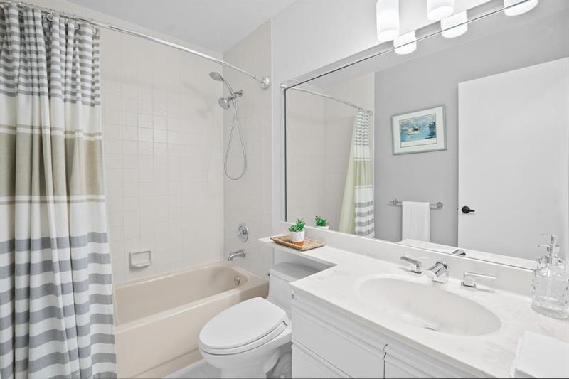 Image 28 of 62 For 3315 Water Oak Dr  1302