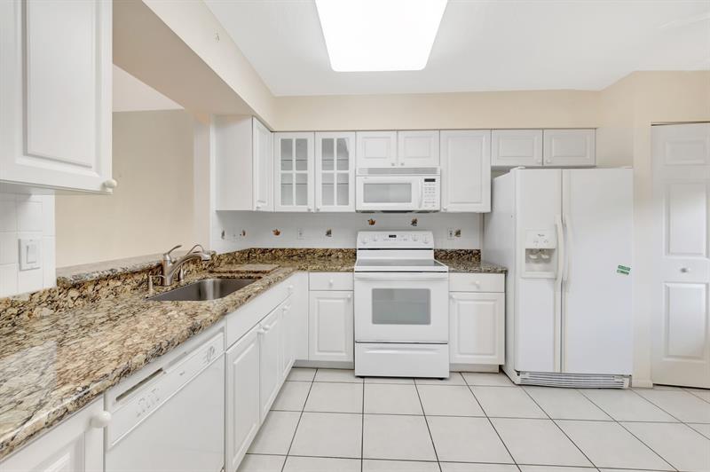 Details for 12565 Imperial Isle Dr  204, Boynton Beach, FL 33437