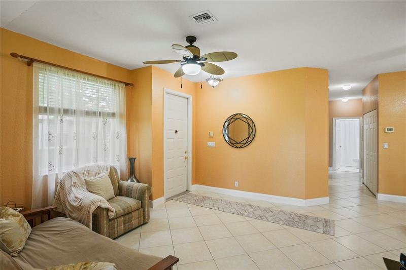 Image 14 of 42 For 11624 47th Ct