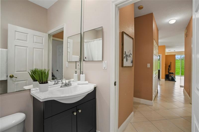Image 24 of 42 For 11624 47th Ct