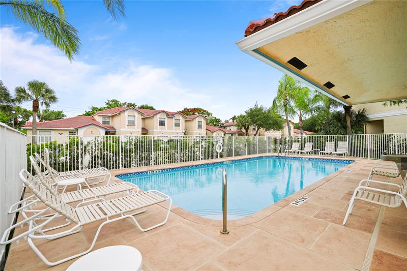 Image 35 of 42 For 11624 47th Ct