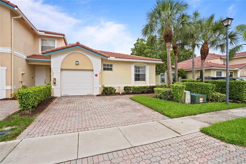 Image 38 of 42 For 11624 47th Ct