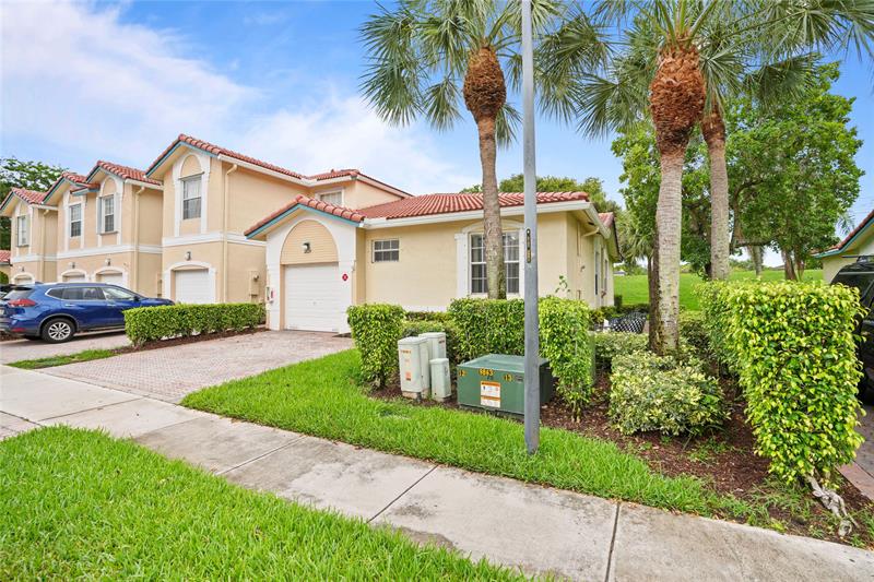 Image 39 of 42 For 11624 47th Ct