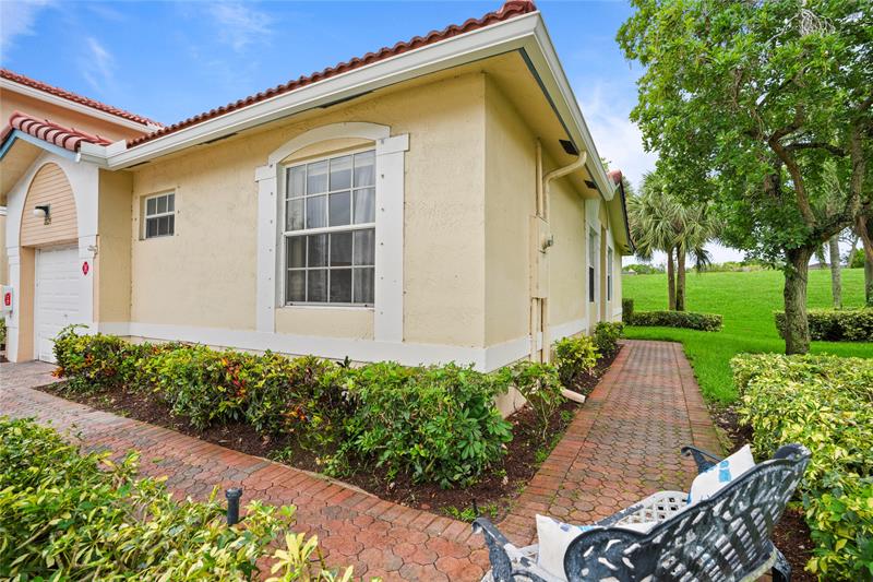 Image 40 of 42 For 11624 47th Ct