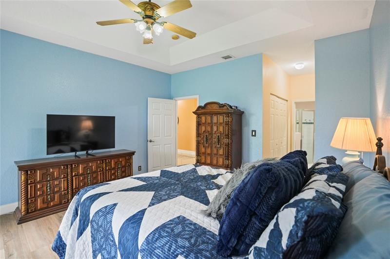 Image 6 of 42 For 11624 47th Ct