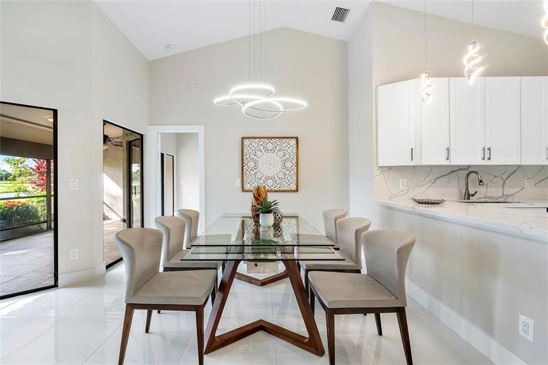 Image 14 of 34 For 5794 Parkwalk Cir