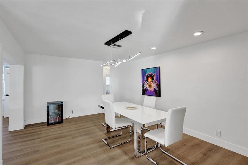 Image 14 of 46 For 4751 29th Ave