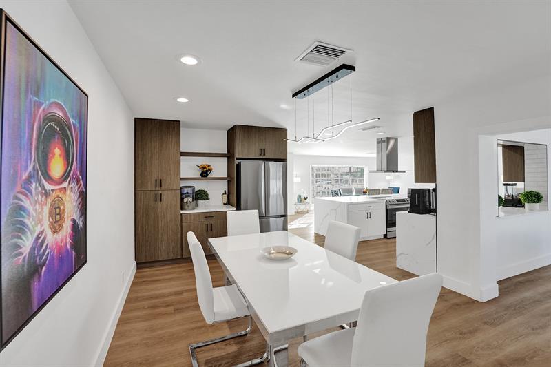Image 15 of 46 For 4751 29th Ave