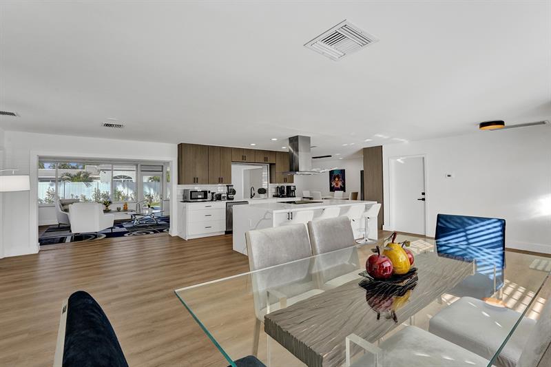 Image 3 of 46 For 4751 29th Ave
