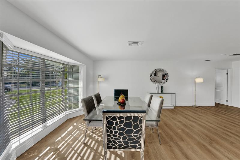 Image 6 of 46 For 4751 29th Ave