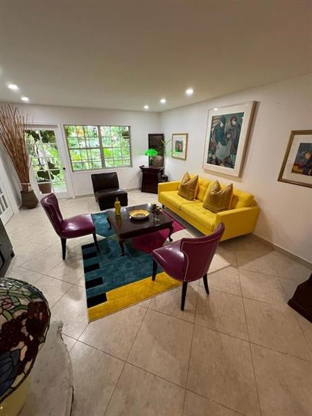 Details for 351 19th Pl  206k, Wilton Manors, FL 33305