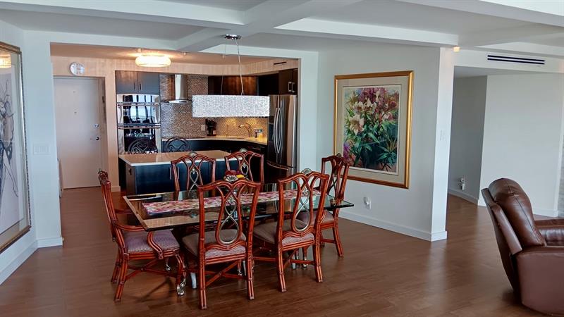 Image 10 of 28 For 4100 Galt Ocean Dr  910