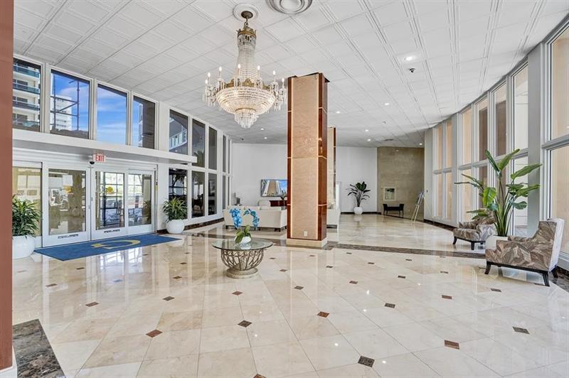 Image 23 of 28 For 4100 Galt Ocean Dr  910