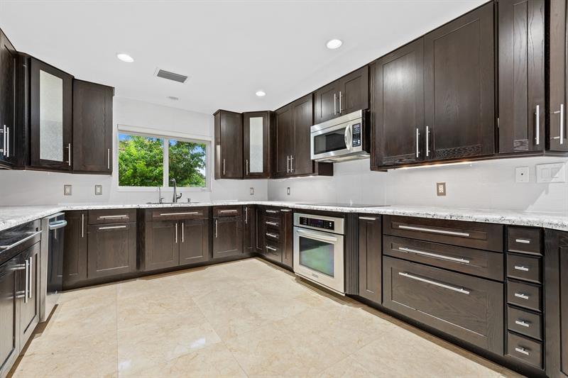 Image 12 of 33 For 2651 4th St  