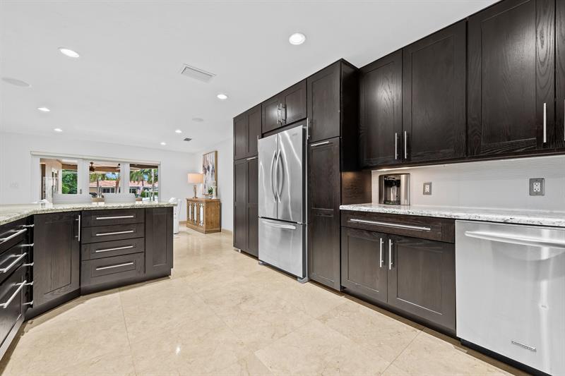 Image 13 of 33 For 2651 4th St  