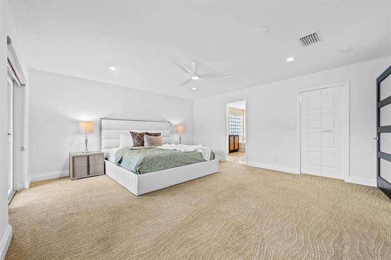 Image 18 of 33 For 2651 4th St  