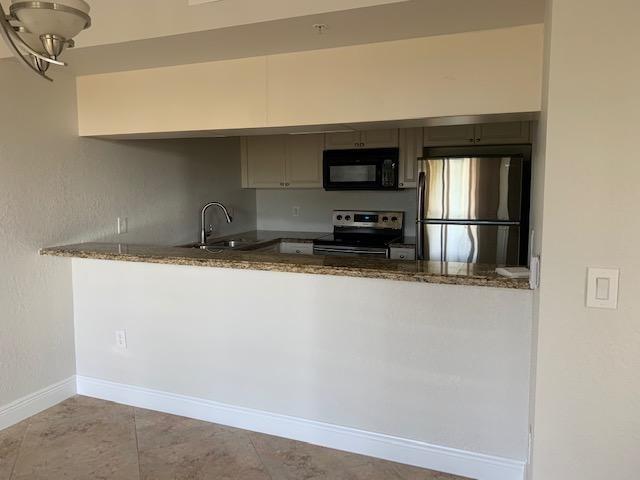 Image 6 of 21 For 6976 Sample Rd  6976