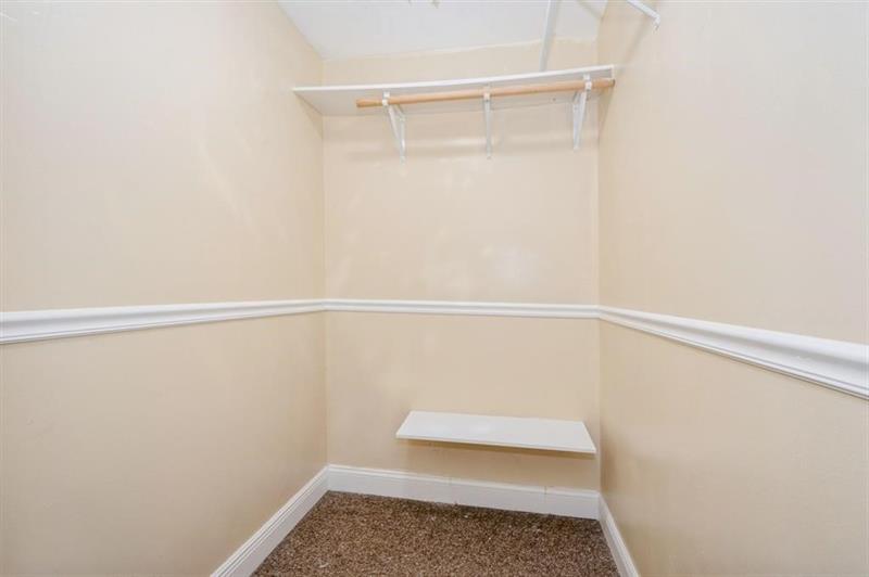 Image 33 of 42 For 829 47th St  