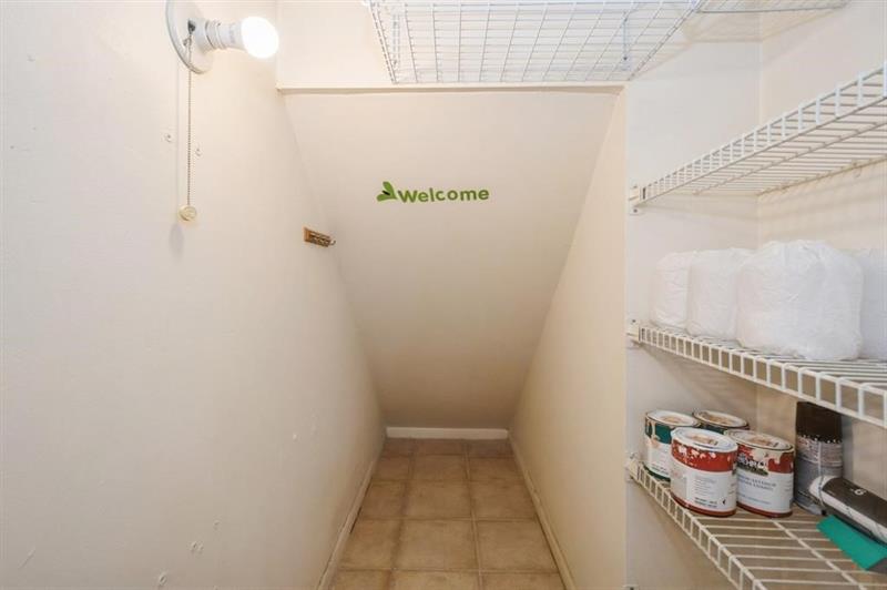 Image 34 of 42 For 829 47th St  