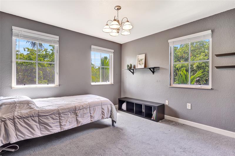 Image 15 of 31 For 4475 160th Ave  207