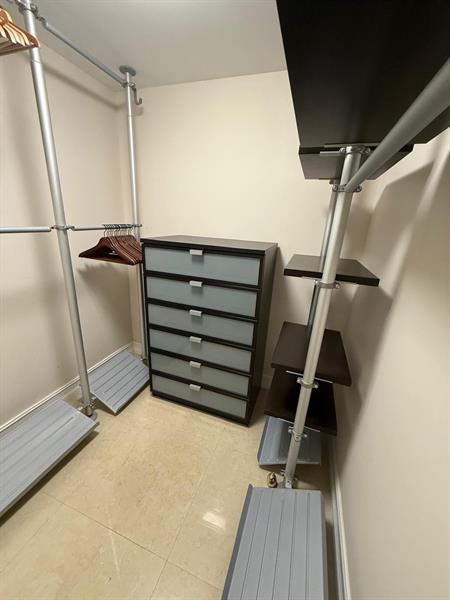 Image 13 of 42 For 465 Brickell Ave  1806