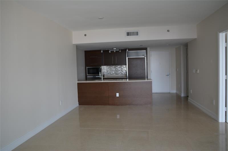 Image 7 of 42 For 465 Brickell Ave  1806