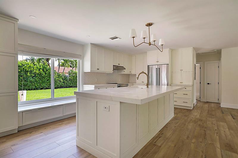 Image 10 of 56 For 2445 7th St  