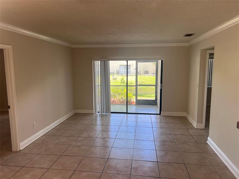 Image 4 of 13 For 11327 Royal Palm Blvd  1
