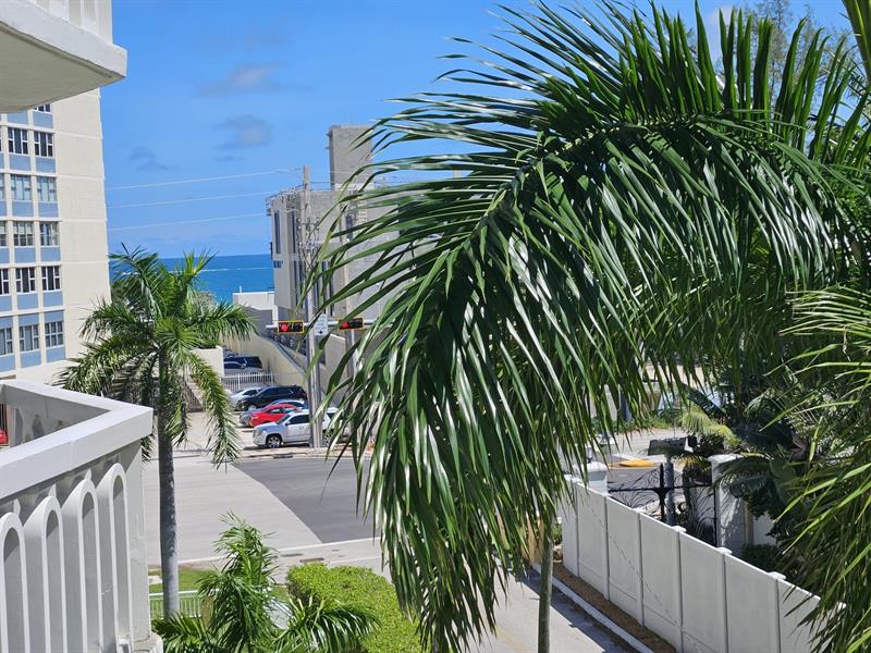 Image 23 of 36 For 3199 Ocean Dr  406