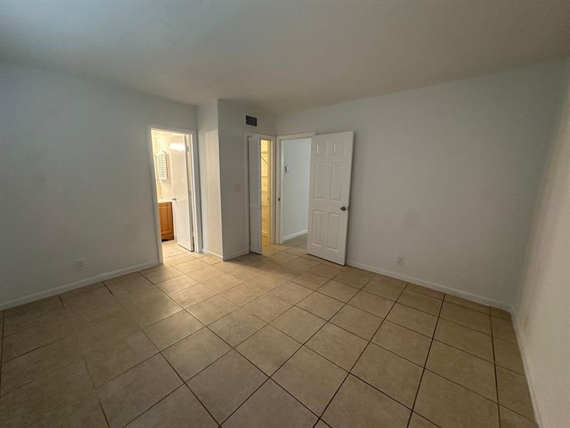 Image 6 of 10 For 8600 40th St  14