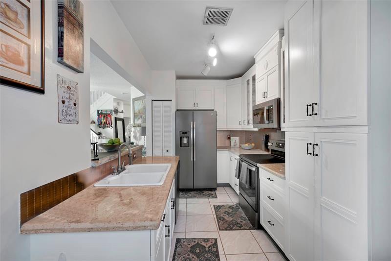 Image 12 of 34 For 12692 14th St