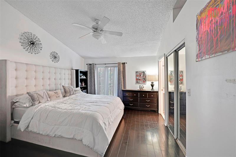 Image 17 of 34 For 12692 14th St