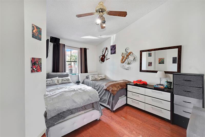 Image 21 of 34 For 12692 14th St